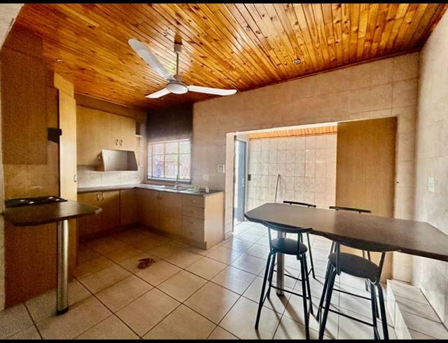 3 BEDROOM HOUSE FOR SALE IN VANDERBIJLPARK CW 6